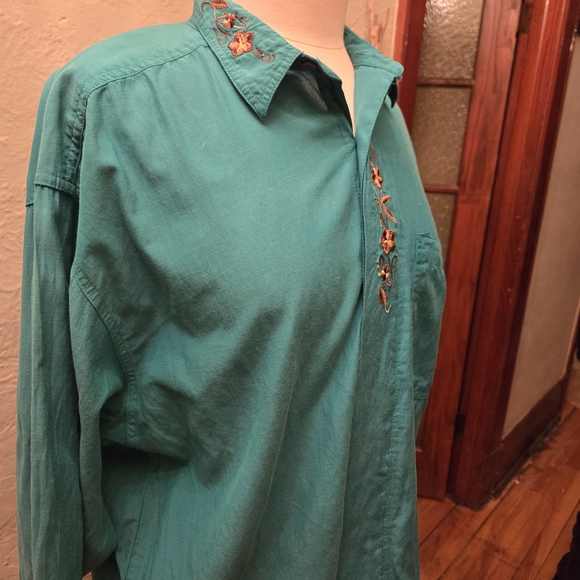 Vintage Gap Silk Blend Embroidered Button Up Shirt Teal - Picture 8 of 11